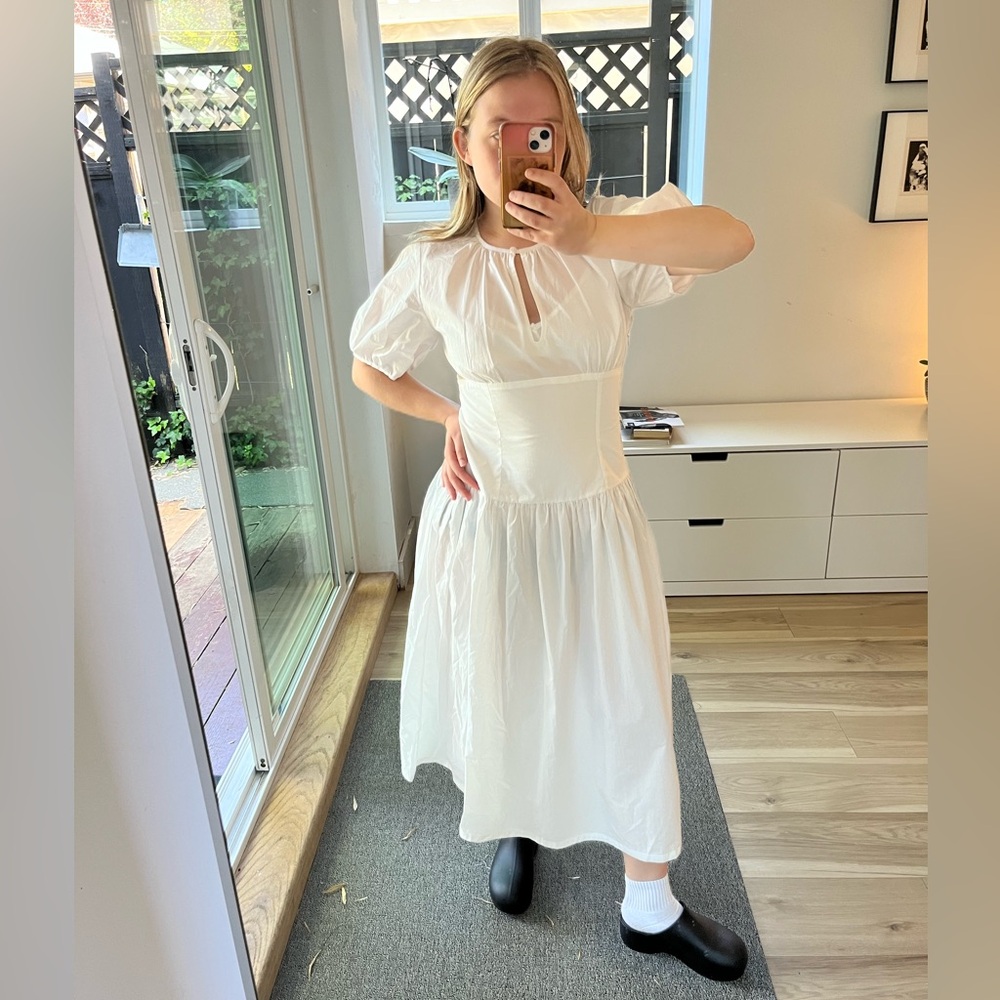 Stunning. 100% cotton white dress